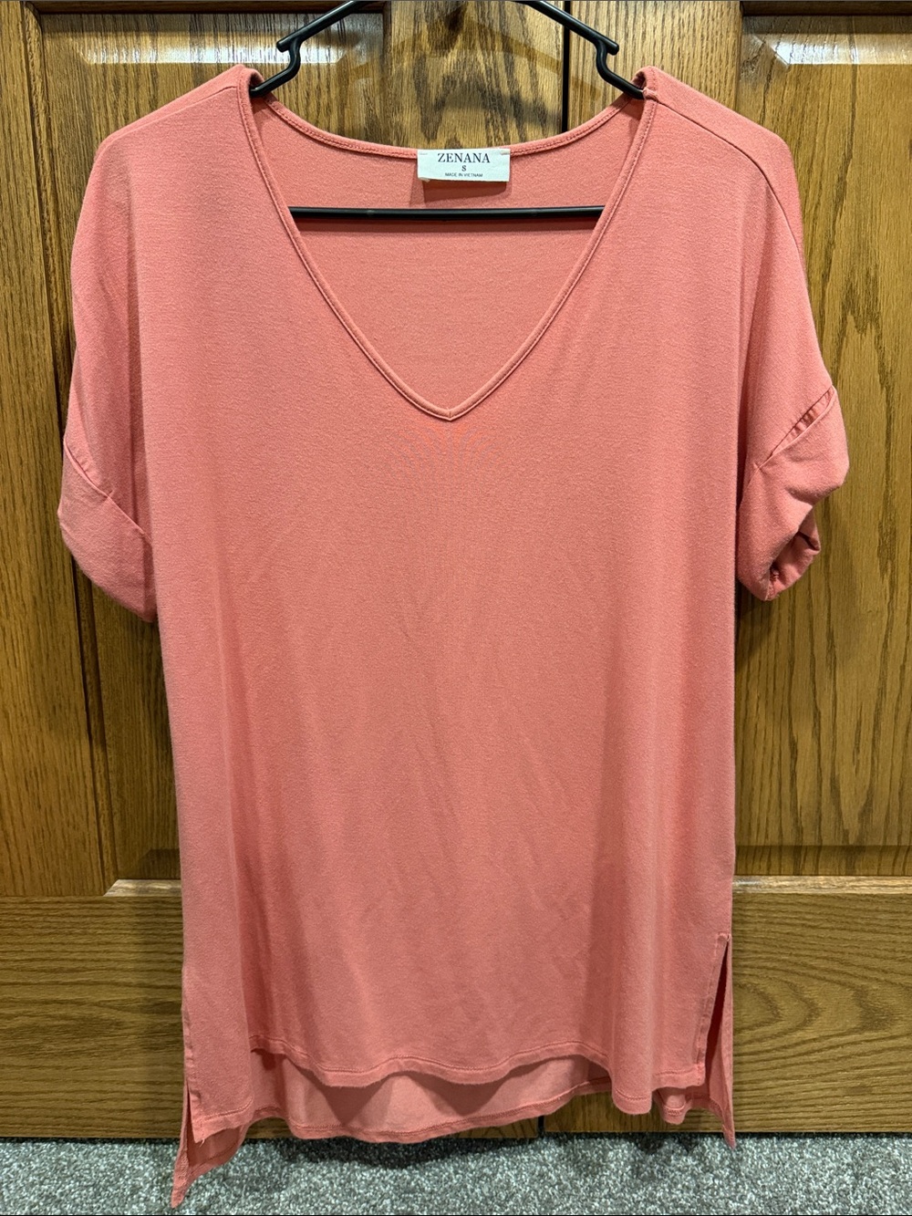 Zenana Outfitters Coral V-Neck Tunic Top size S
